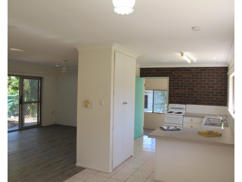 94A Kennedy Street, Bowen QLD 4805