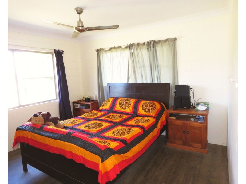 94A Kennedy Street, Bowen QLD 4805