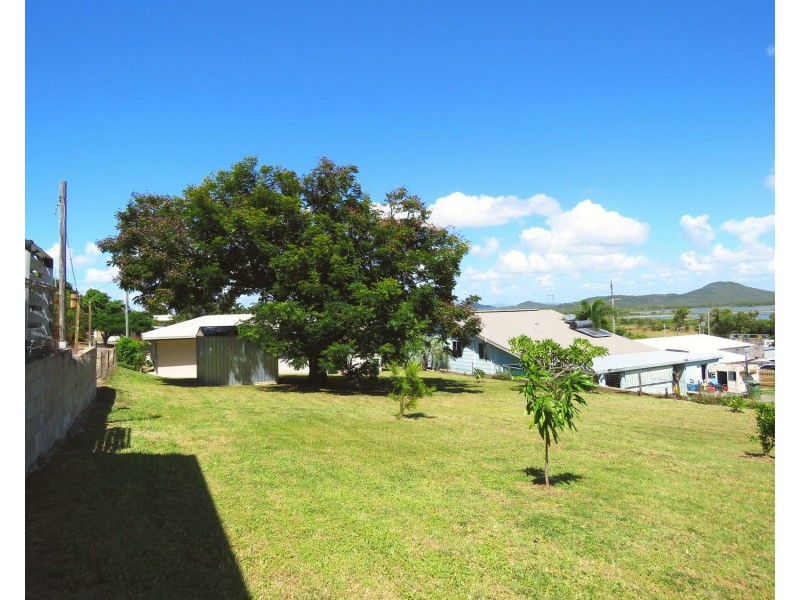 94A Kennedy Street, Bowen QLD 4805