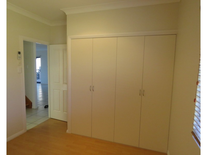 17 Bayview Crescent, Bowen QLD 4805