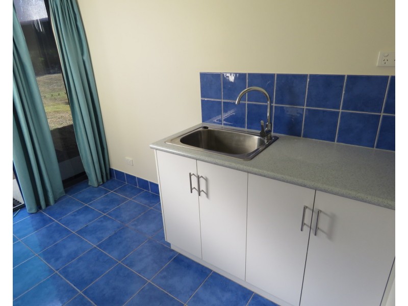 17 Bayview Crescent, Bowen QLD 4805