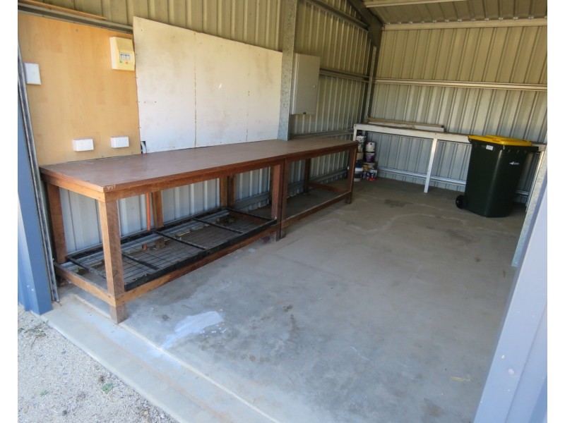 17 Bayview Crescent, Bowen QLD 4805