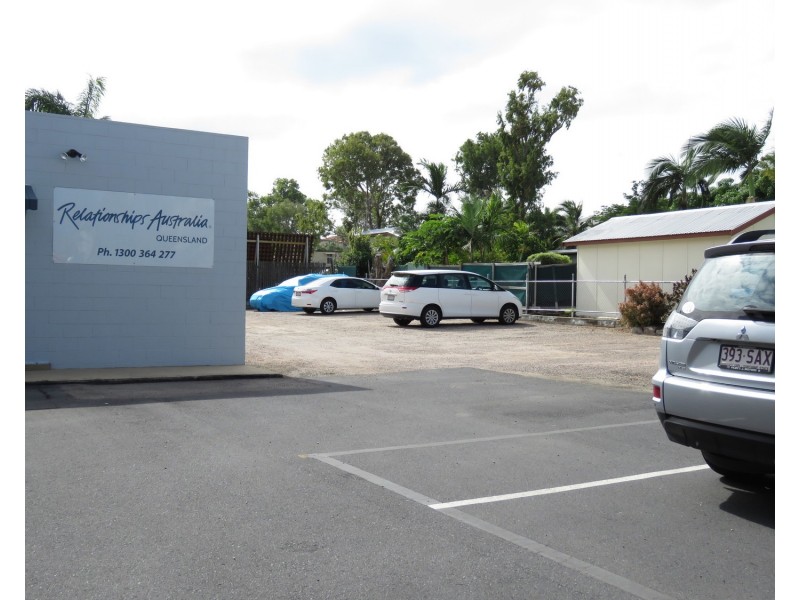 54 Powell Street, Bowen QLD 4805