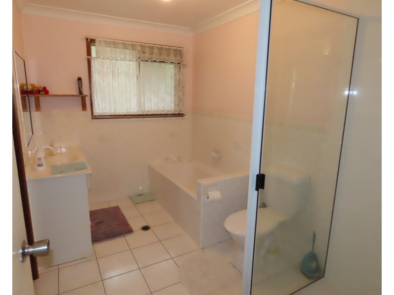 3 Toms Court, Bowen QLD 4805