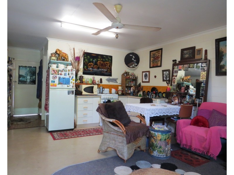 10 Verna Street, Bowen QLD 4805