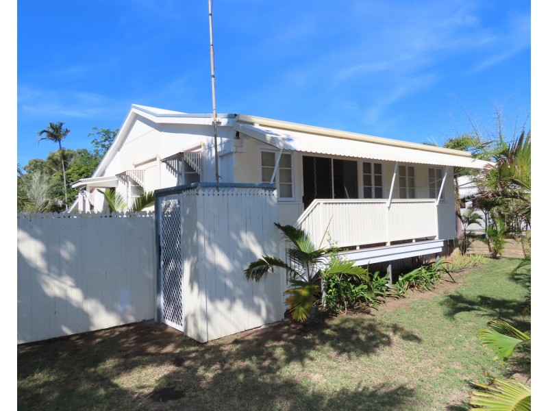 1 Holborne Street, Bowen QLD 4805