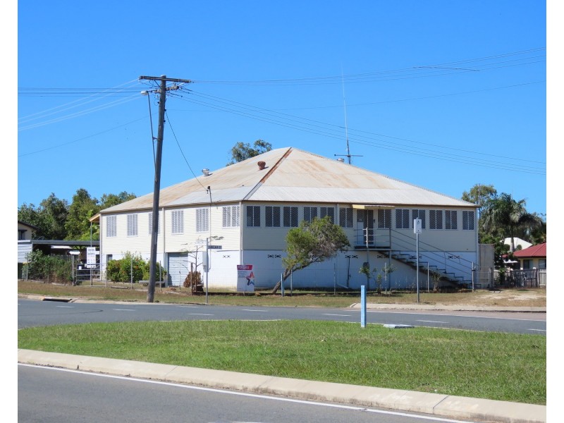 32 Sinclair Street, Bowen QLD 4805