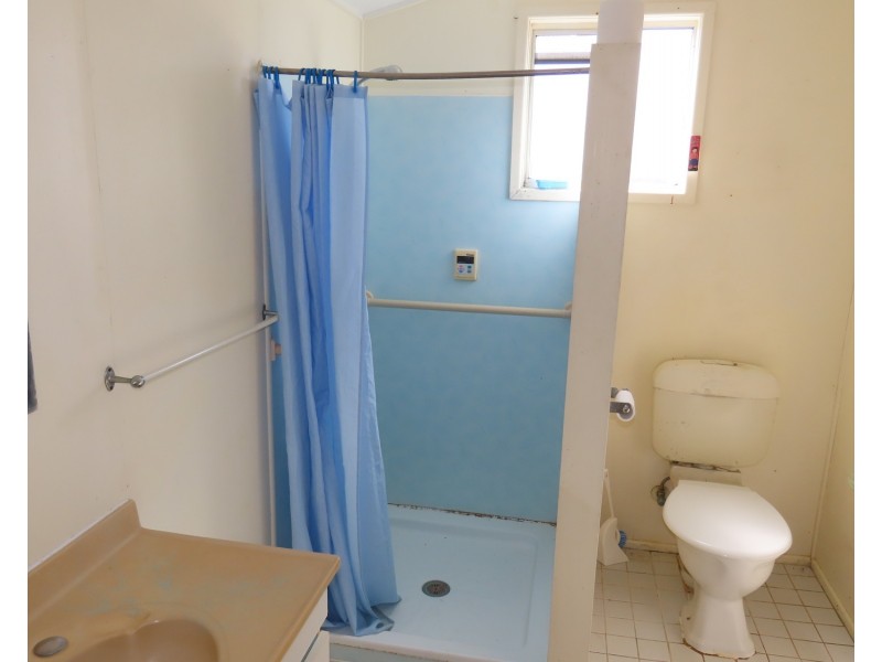 36 Poole Street, Bowen QLD 4805