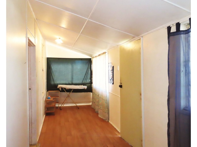 36 Poole Street, Bowen QLD 4805