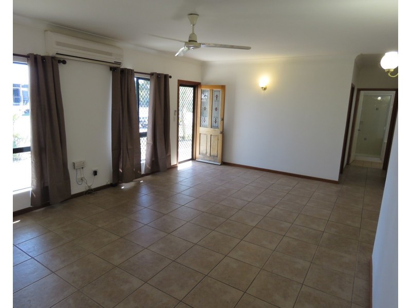 24 Crofton Street, Bowen QLD 4805