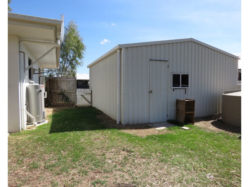 24 Crofton Street, Bowen QLD 4805