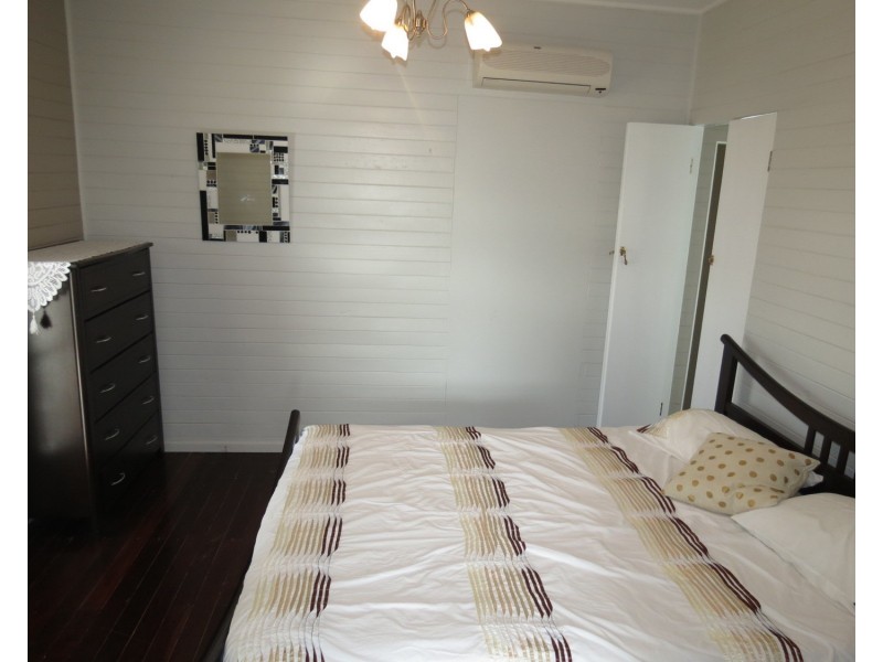 60 Dalrymple Street, Bowen QLD 4805