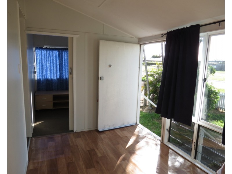 60 Dalrymple Street, Bowen QLD 4805