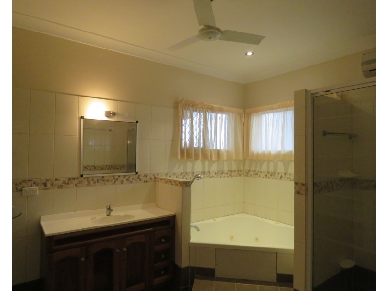 2 McDonnell Place, Bowen QLD 4805