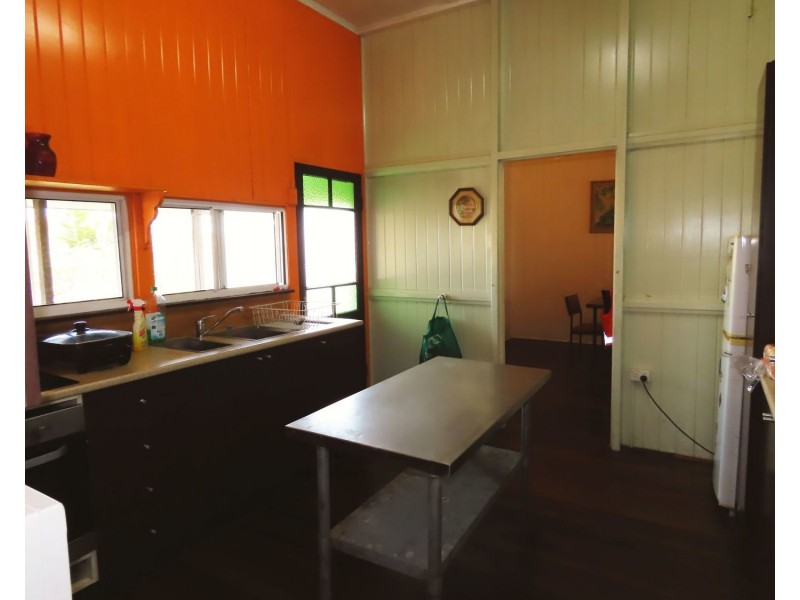 29 Gordon Street, Bowen QLD 4805