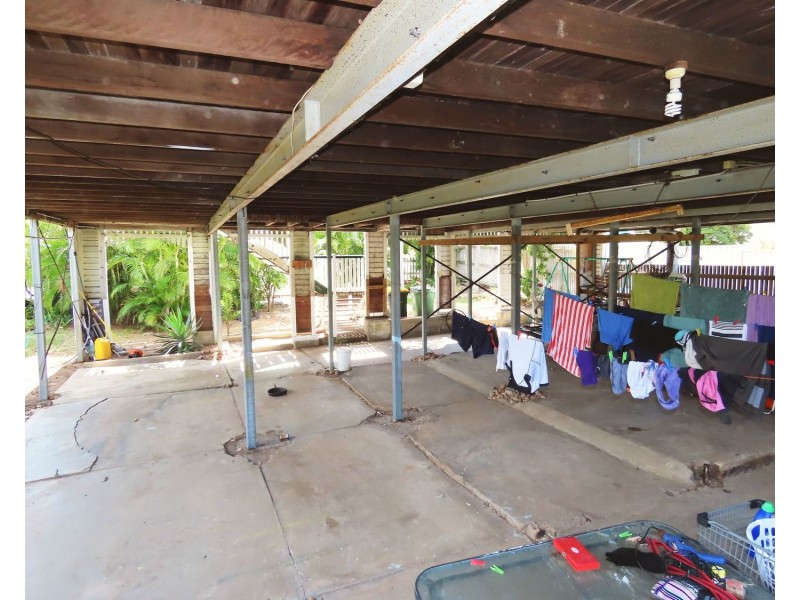 29 Gordon Street, Bowen QLD 4805