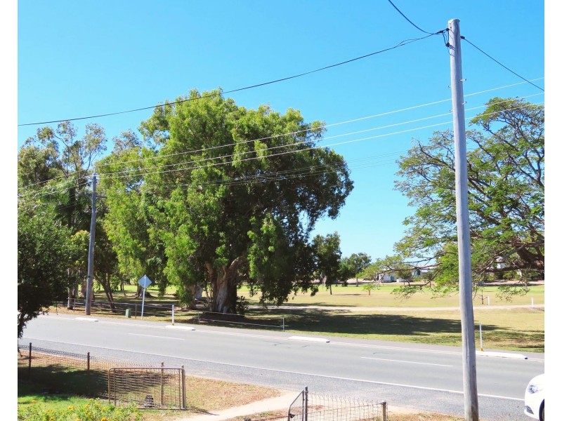 3 Golf Links Road, Bowen QLD 4805