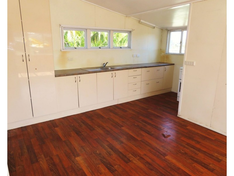 66 Livingstone Street, Bowen QLD 4805