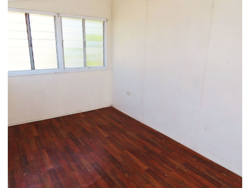 66 Livingstone Street, Bowen QLD 4805