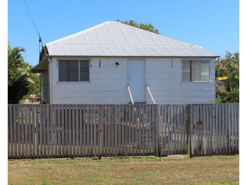 66 Livingstone Street, Bowen QLD 4805