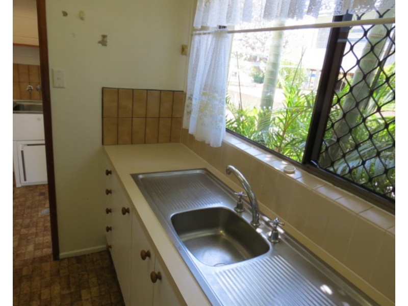 5/60 Herbert Street, Bowen QLD 4805