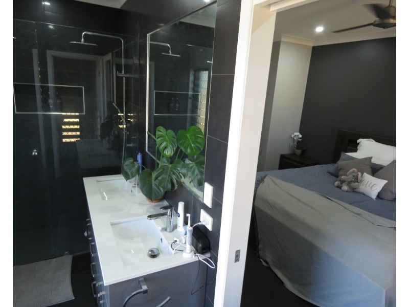 26 Flemington Road, Bowen QLD 4805
