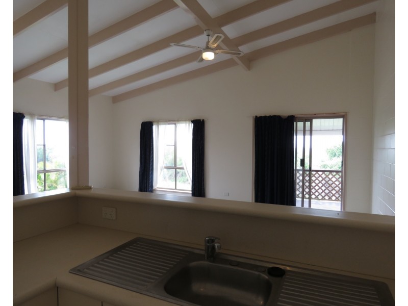 6/7 Lotus Lane, Bowen QLD 4805