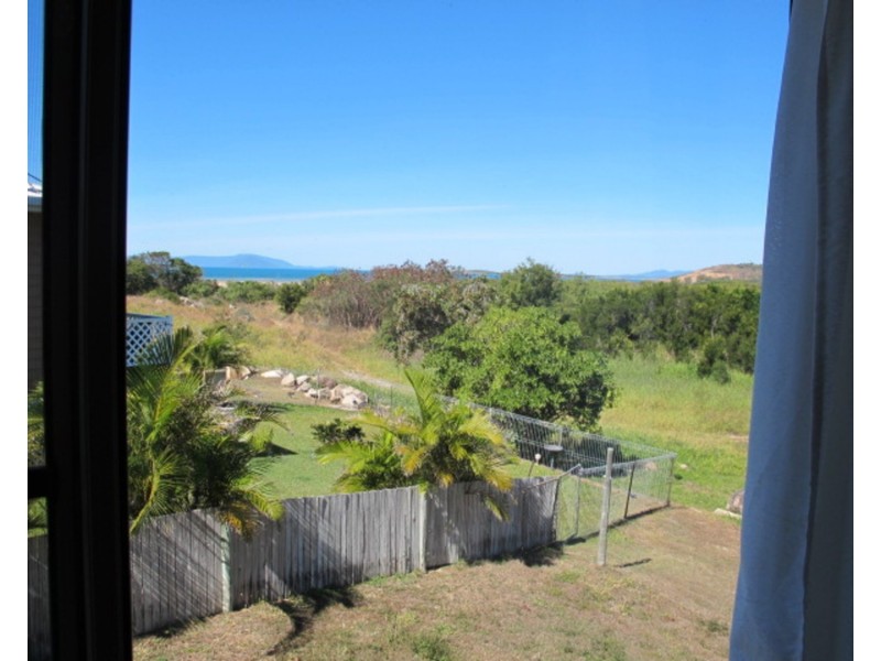 6/7 Lotus Lane, Bowen QLD 4805