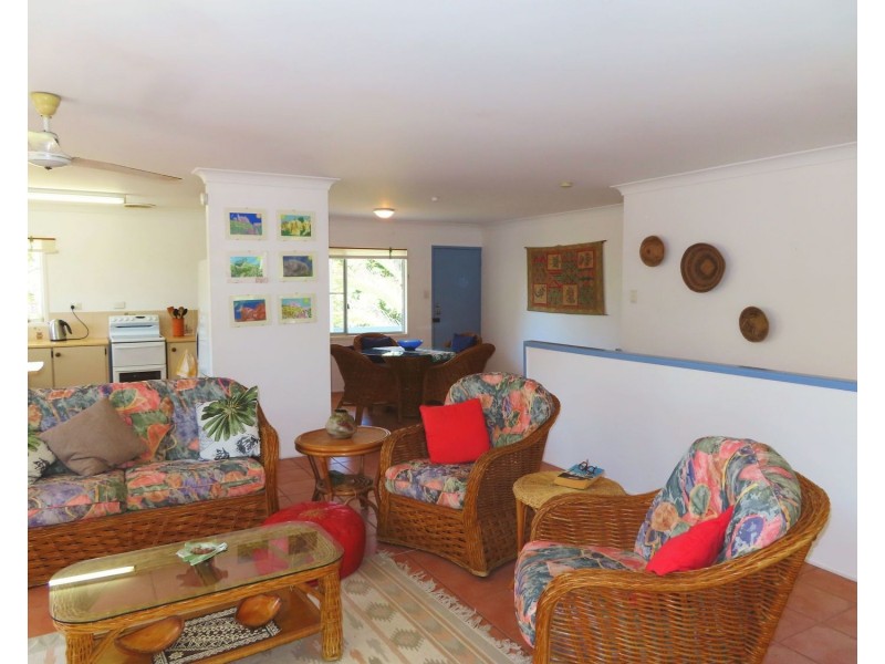2 Horseshoe Bay Road, Bowen QLD 4805