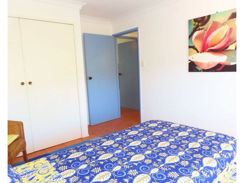 2 Horseshoe Bay Road, Bowen QLD 4805