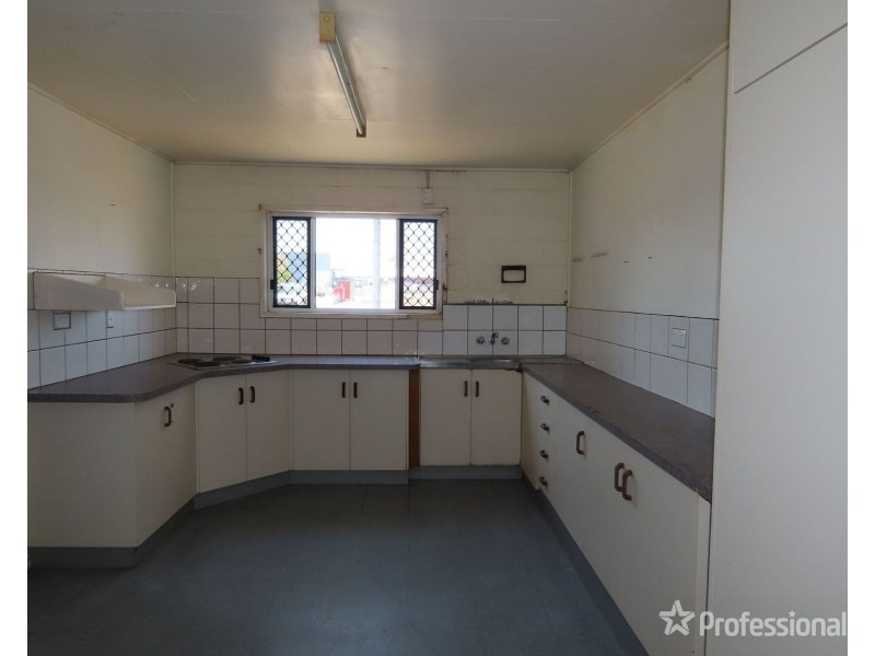 5 Gregory Street, Bowen QLD 4805