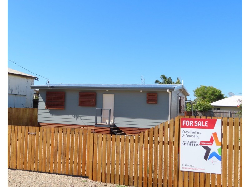 12 Sinclair Street, Bowen QLD 4805
