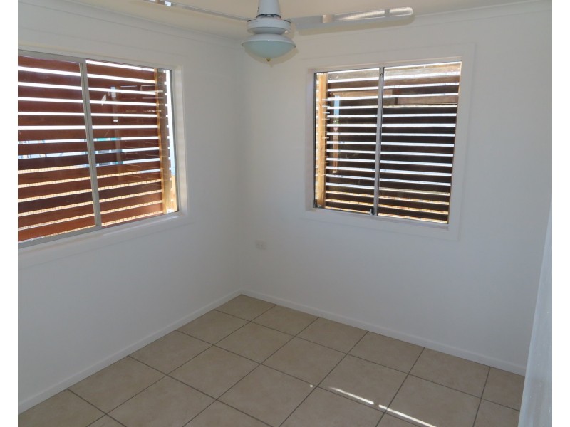12 Sinclair Street, Bowen QLD 4805