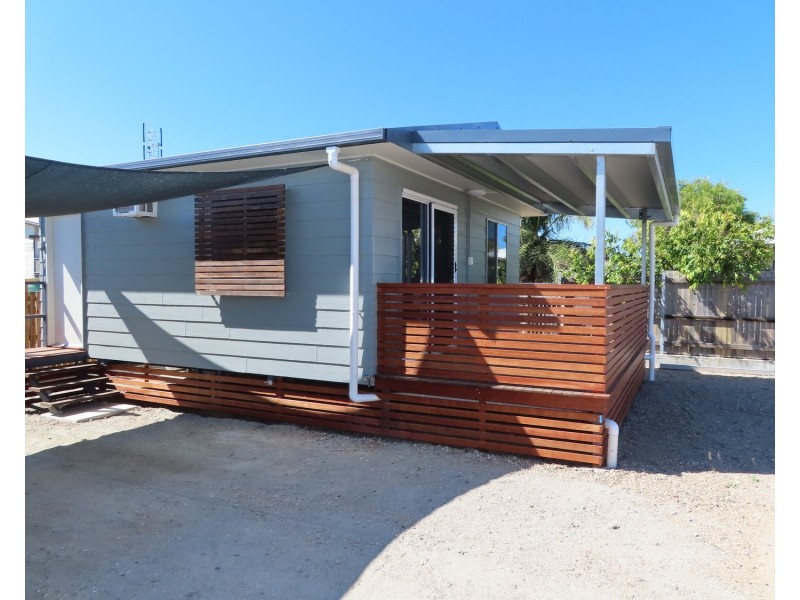 12 Sinclair Street, Bowen QLD 4805