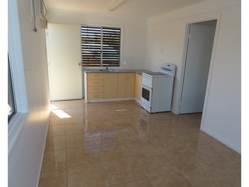 12 Sinclair Street, Bowen QLD 4805