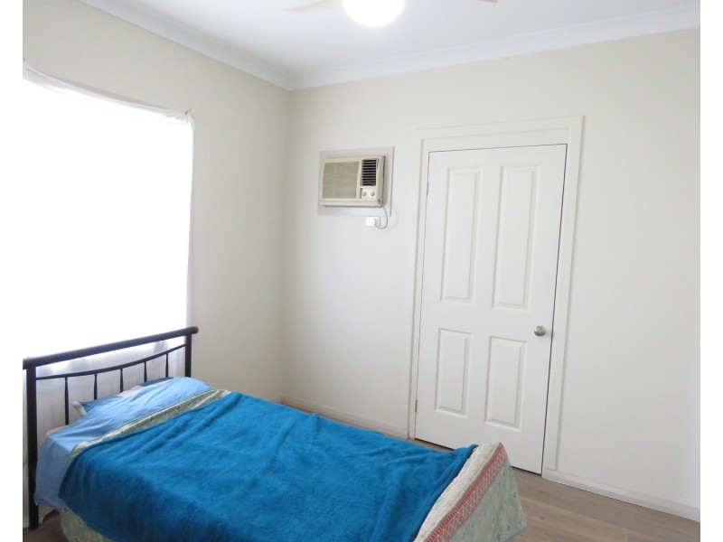 42 Livingstone Street, Bowen QLD 4805