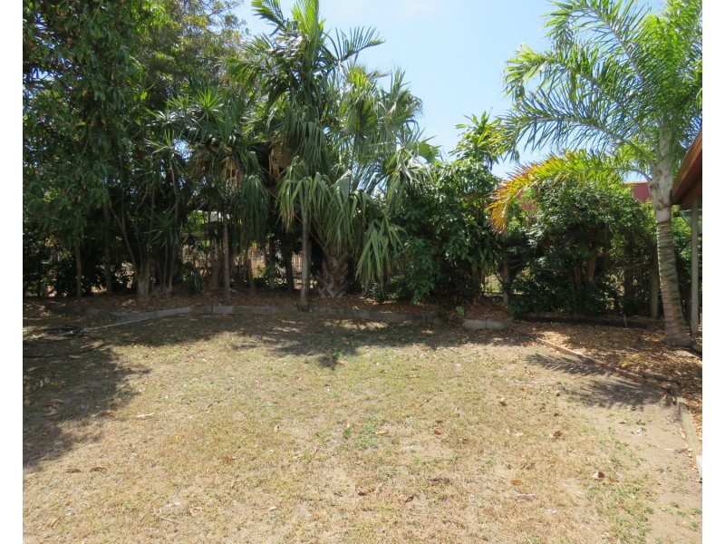 42 Livingstone Street, Bowen QLD 4805