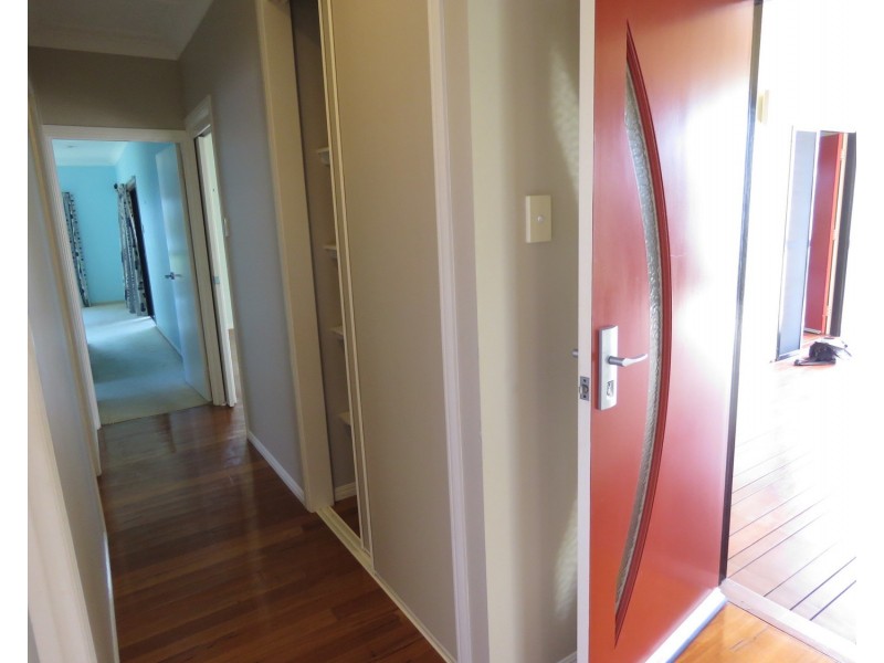 42 Whyte Avenue, Brisk Bay QLD 4805