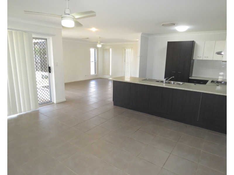 19 Nautilus Street, Bowen QLD 4805