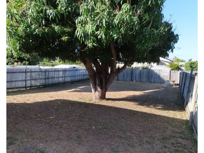 46 Creek Street, Bowen QLD 4805