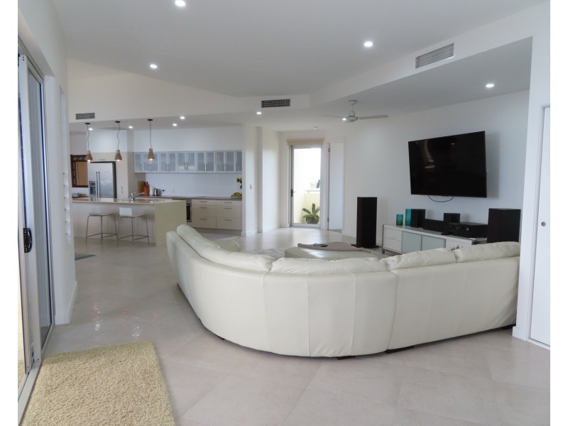 34/2b Horseshoe Bay Road, Bowen QLD 4805