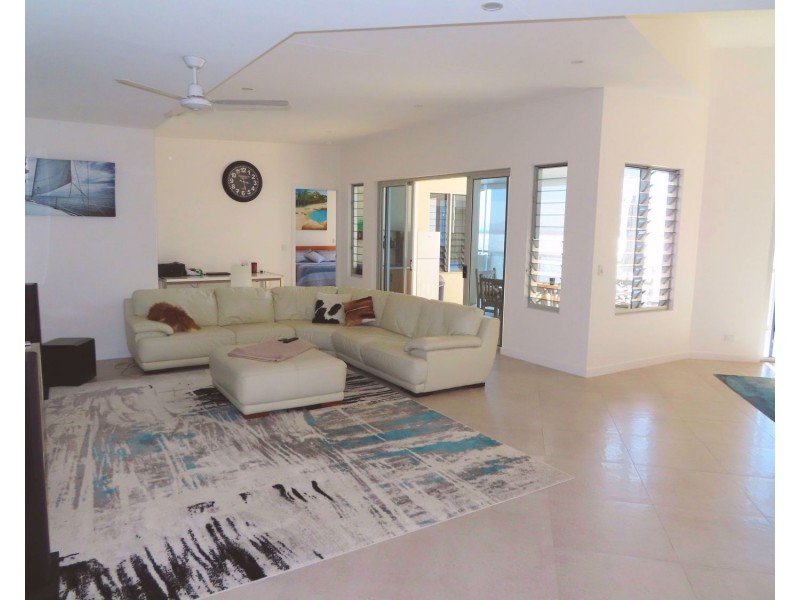 34/2b Horseshoe Bay Road, Bowen QLD 4805