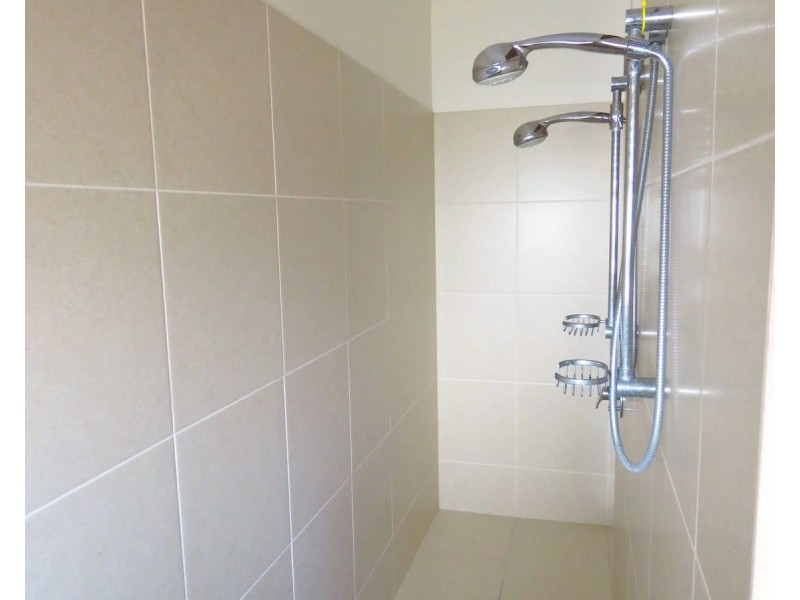 16 Hayes Street, North Ward QLD 4810