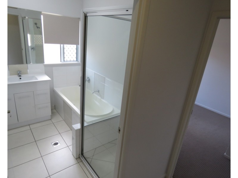 3 Fifth Close, Bowen QLD 4805