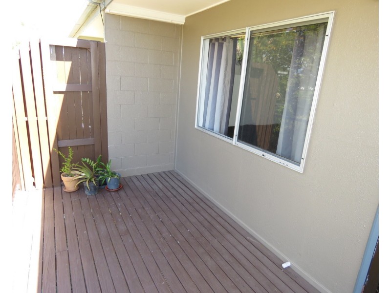 4/12 Verna Street, Bowen QLD 4805