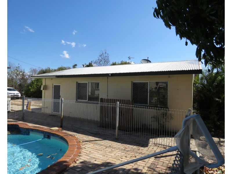 14B Livingstone Street, Bowen QLD 4805