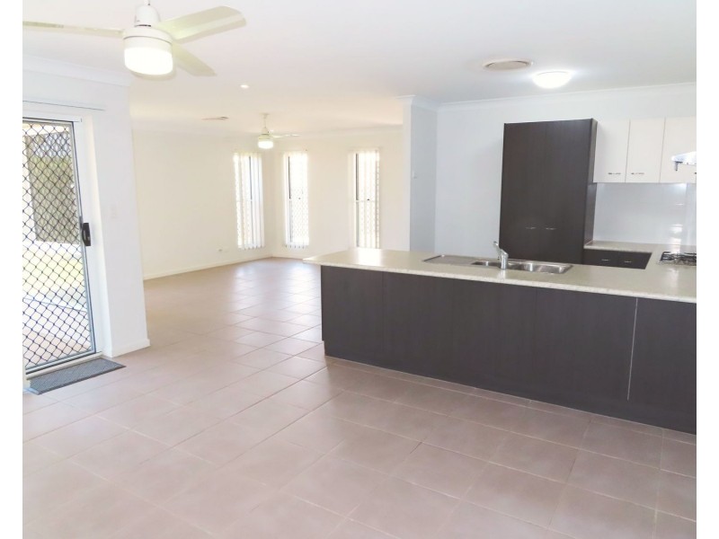 19 Nautilus Street, Bowen QLD 4805