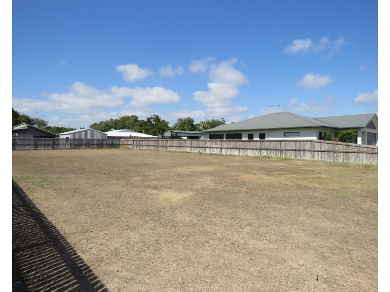 6 Lemon Grove, Bowen QLD 4805