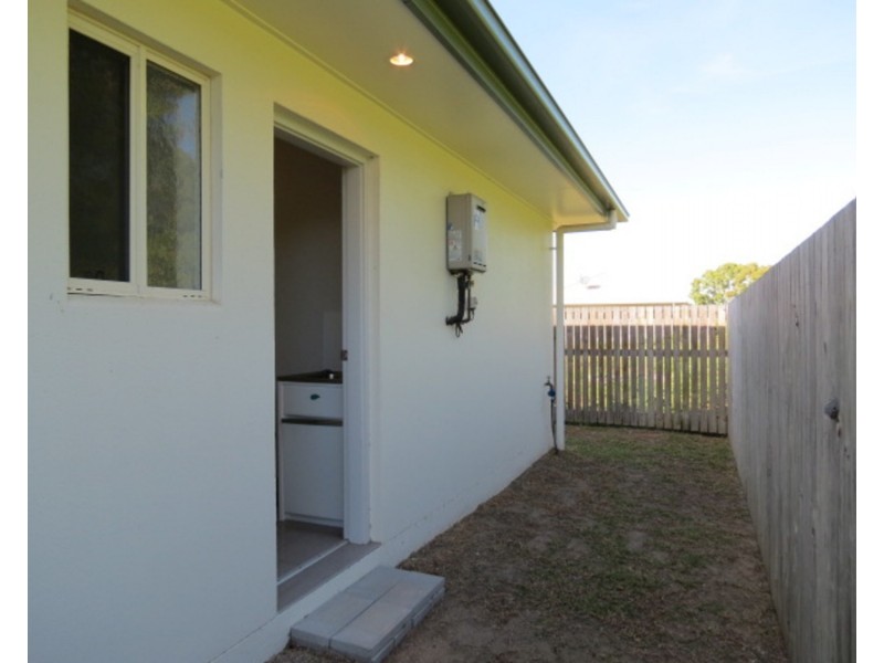 6 Fifth Close, Bowen QLD 4805