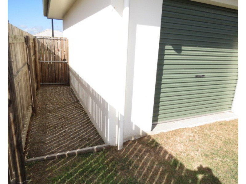 6 Fifth Close, Bowen QLD 4805